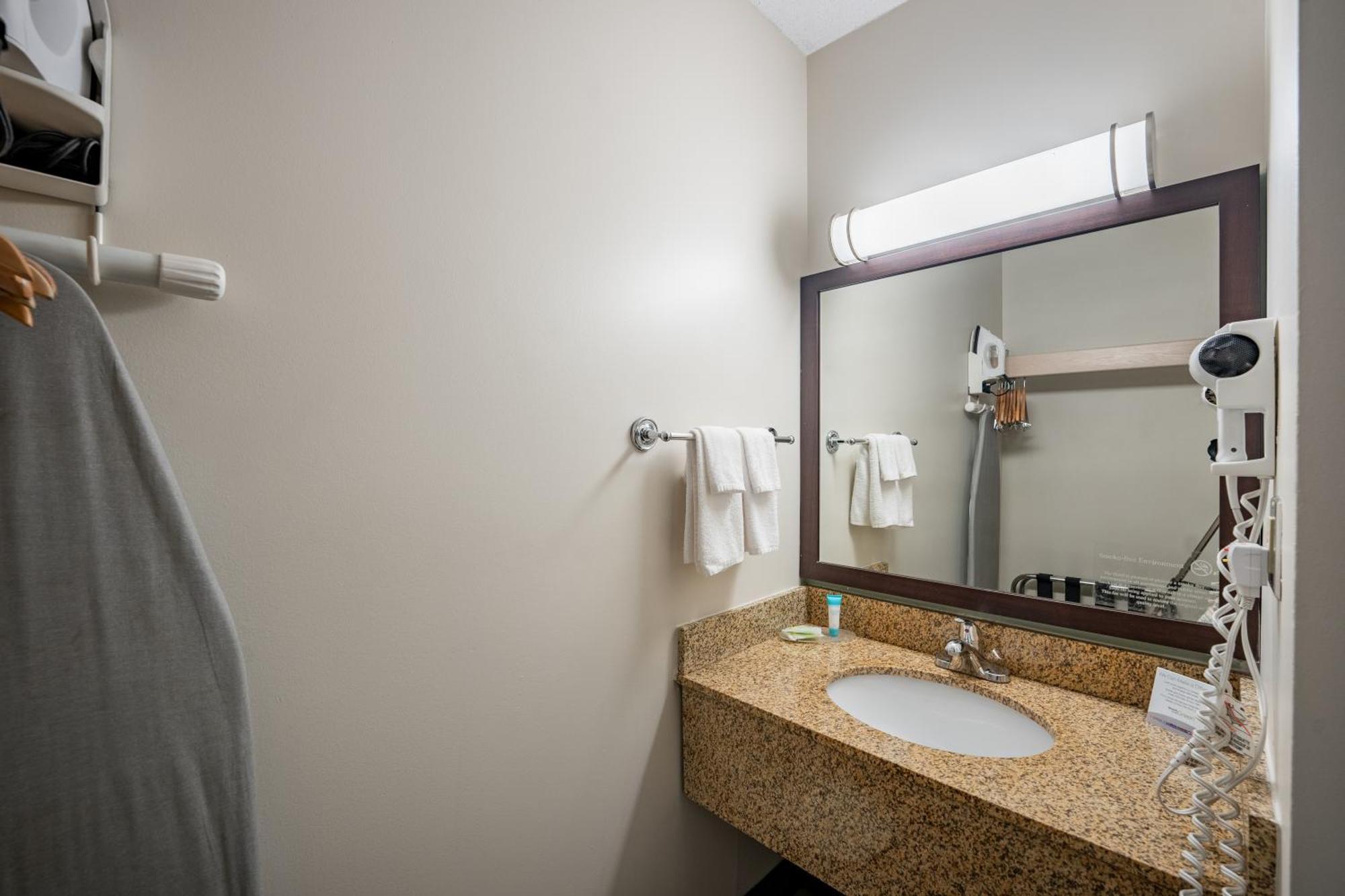 Hfx Airport Hotel Enfield Εξωτερικό φωτογραφία